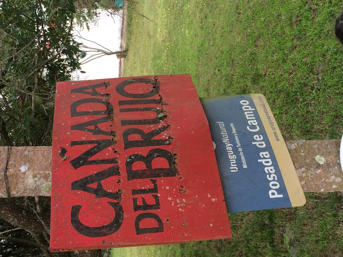 Canada Del Brujo Hotel Quebrada de los Cuervos Luaran gambar